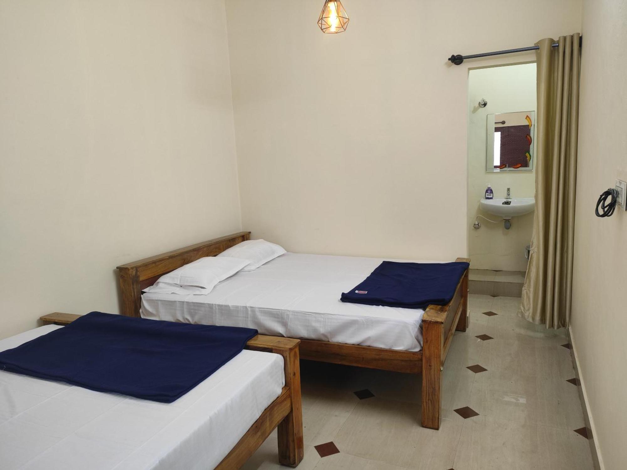 Nest Inn Service Rooms Chikmagalur Exterior photo